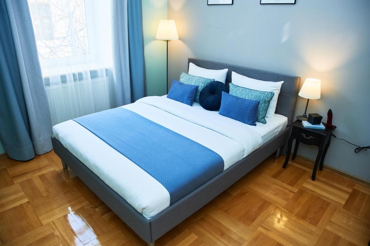 Cozy Apartment, 5Mins To Opera Lviv Ngoại thất bức ảnh