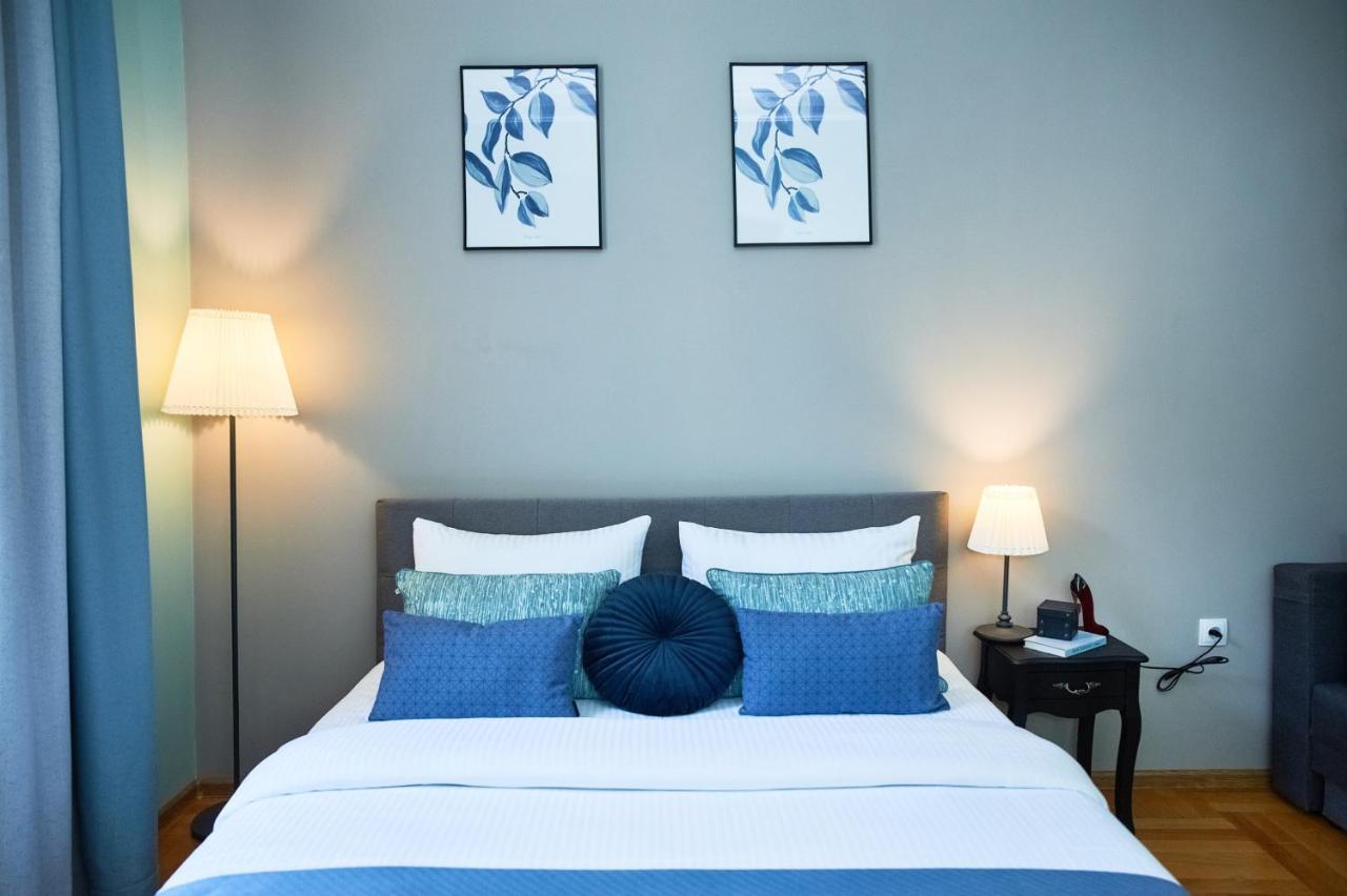 Cozy Apartment, 5Mins To Opera Lviv Ngoại thất bức ảnh
