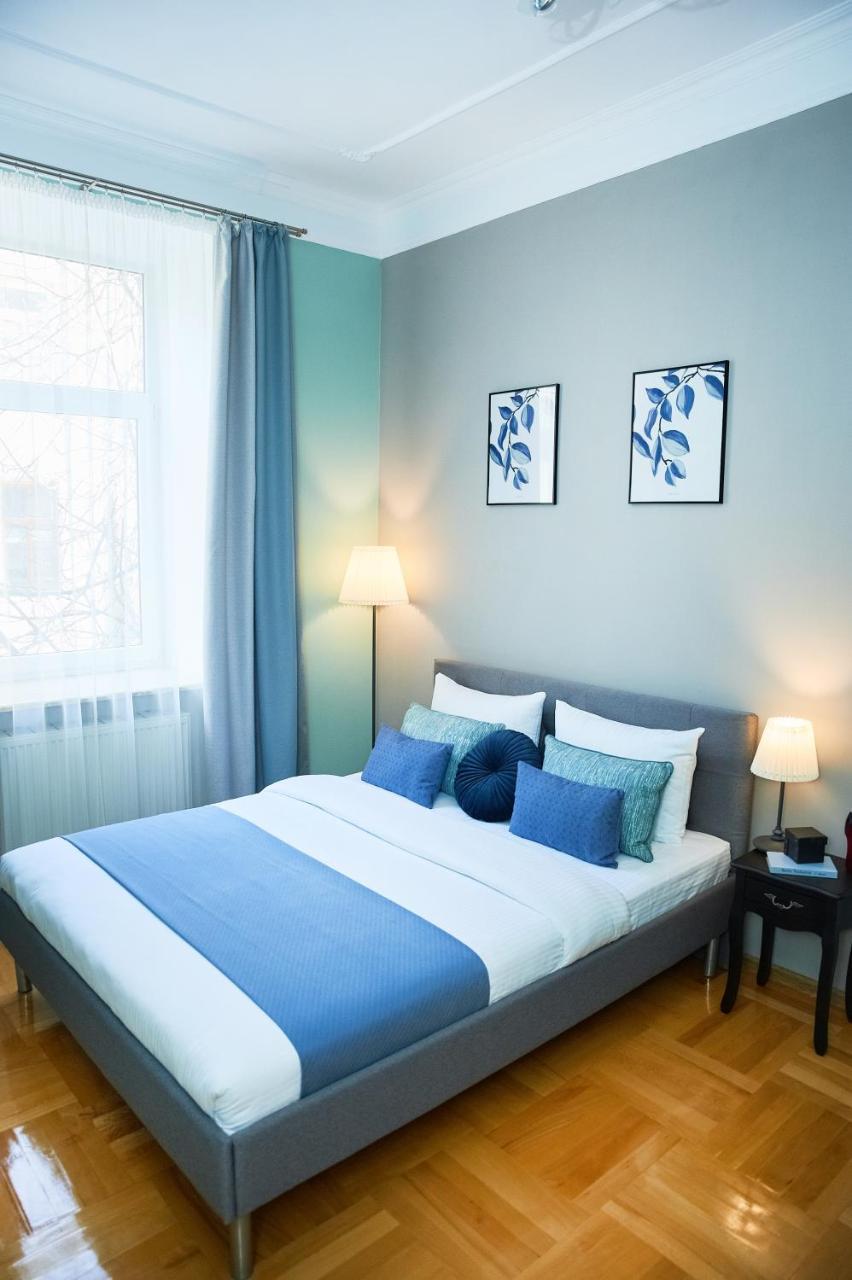 Cozy Apartment, 5Mins To Opera Lviv Ngoại thất bức ảnh